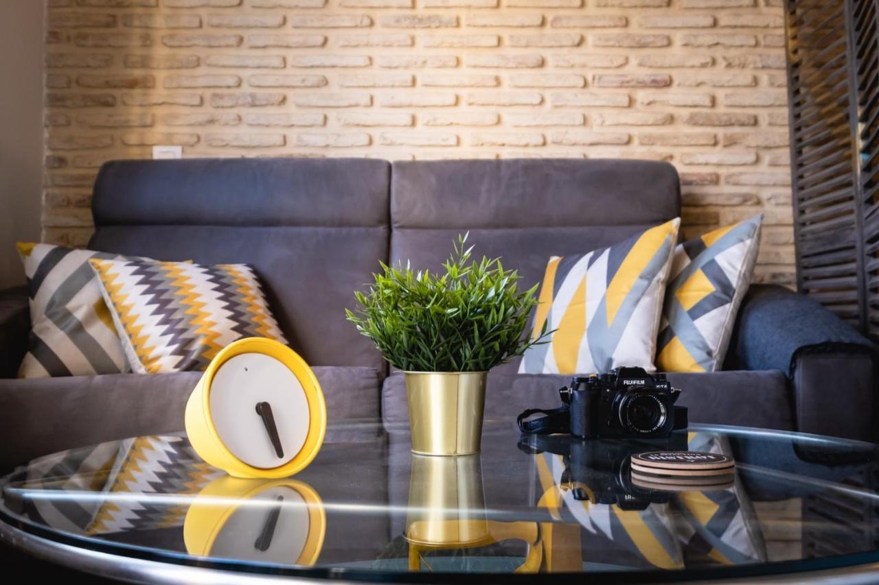 Triana Penthouse Apartment เซบีญา ภายนอก รูปภาพ
