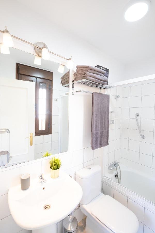 Triana Penthouse Apartment เซบีญา ภายนอก รูปภาพ