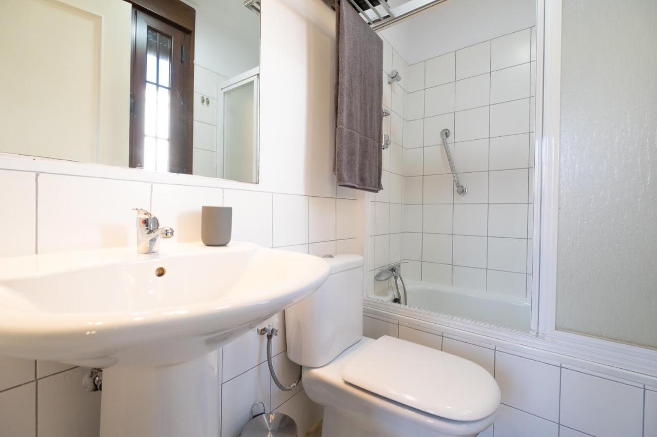 Triana Penthouse Apartment เซบีญา ภายนอก รูปภาพ